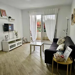 apartamento-brisa-de-el-medano.adeje-hotels.com/
